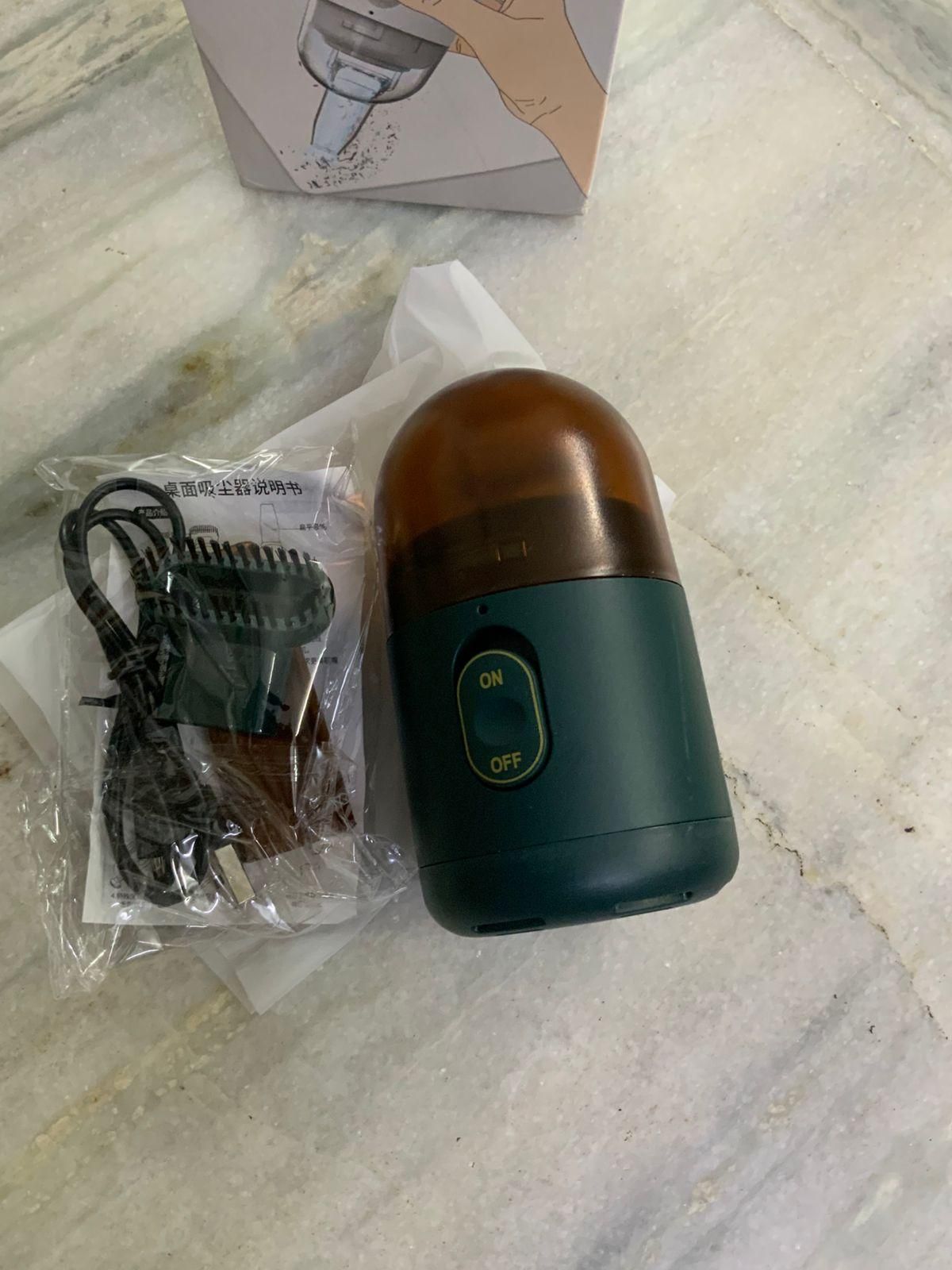 Portable USB Desktop Vacuum Cleaner