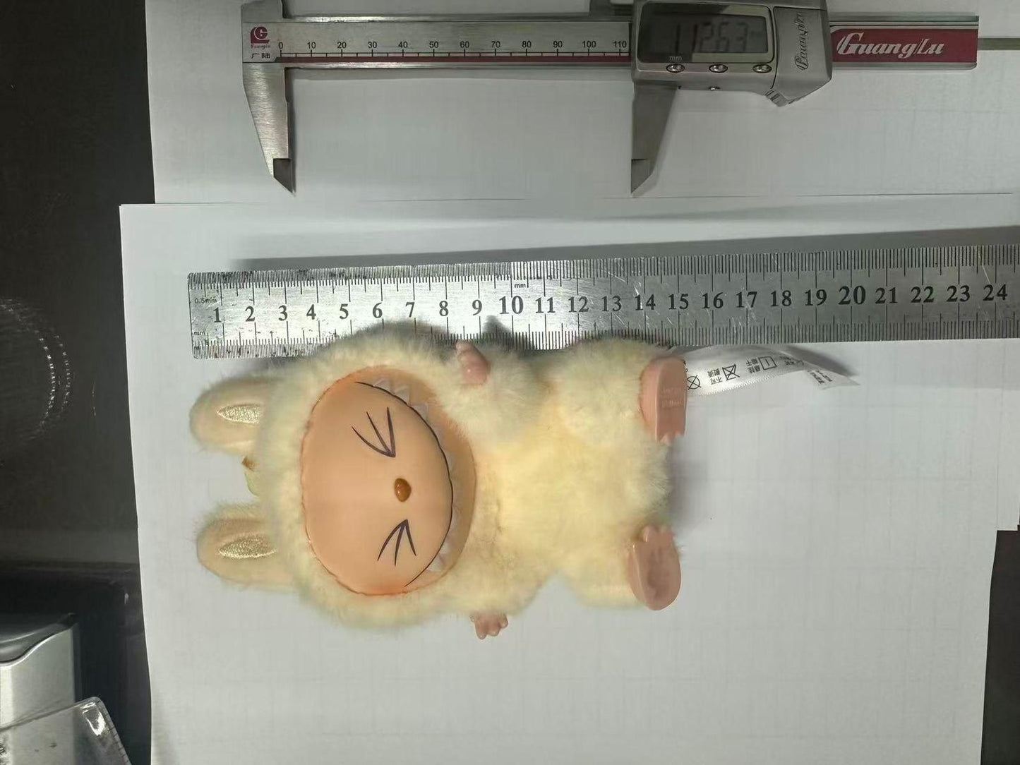 Labubu Plush Doll Keychain – Cute Collectible Toy