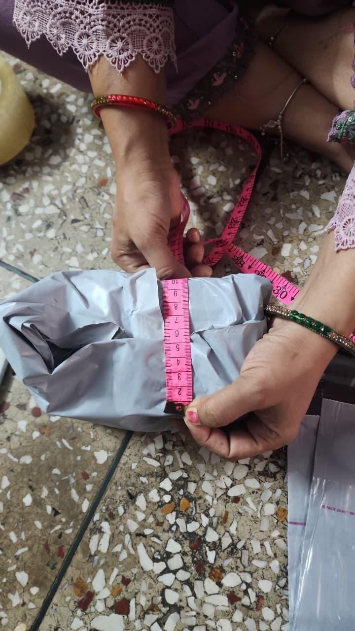 Scented Christmas Tree Candle – Festive Decorative Gift